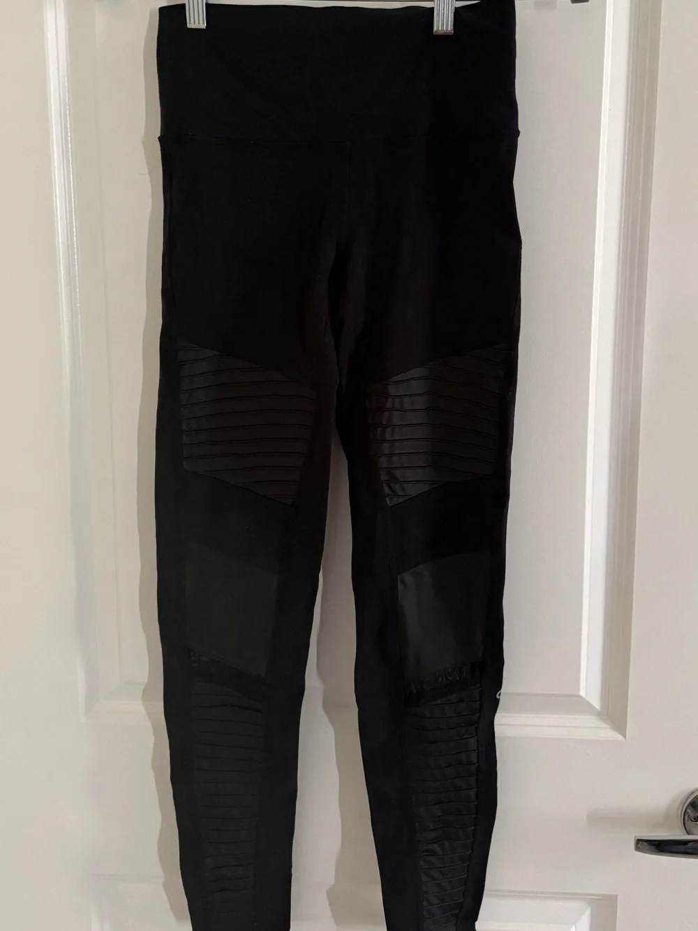 Alo yoga high waist Moto legging sz M